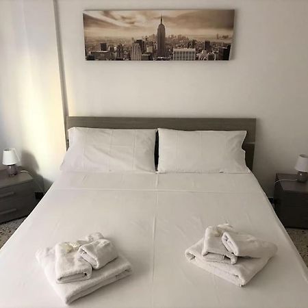 Centro Storico-Imbarcadero Per Le Isole***** Lägenhet Trapani Exteriör bild