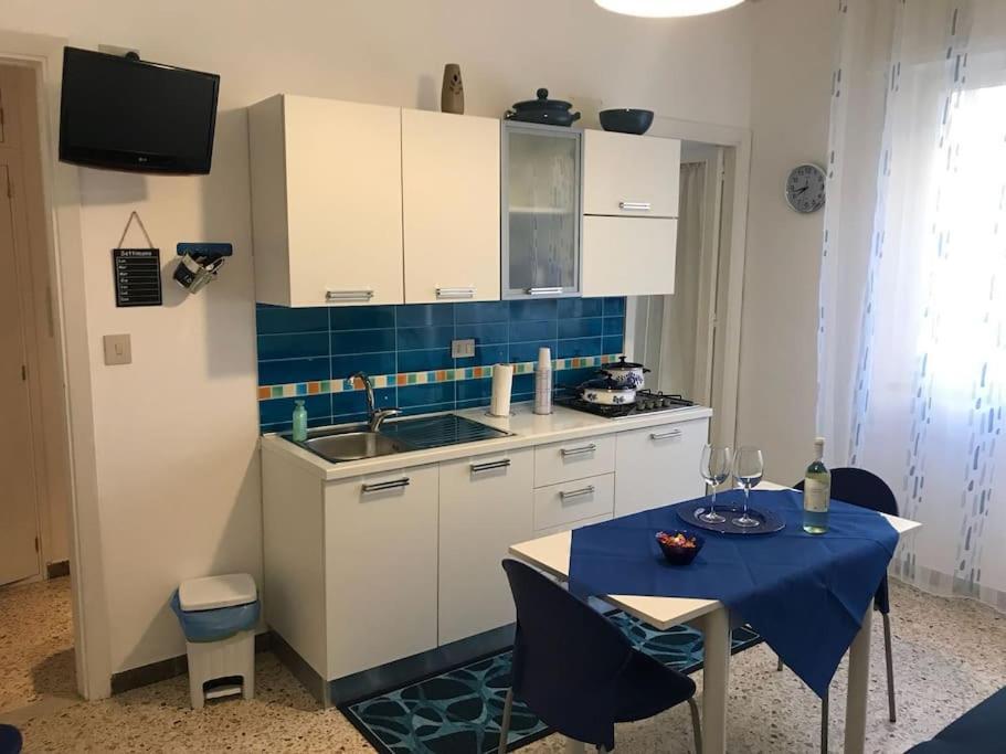 Centro Storico-Imbarcadero Per Le Isole***** Lägenhet Trapani Exteriör bild